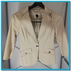 2+@$4 SALE!!! Blazer by White House Black Market